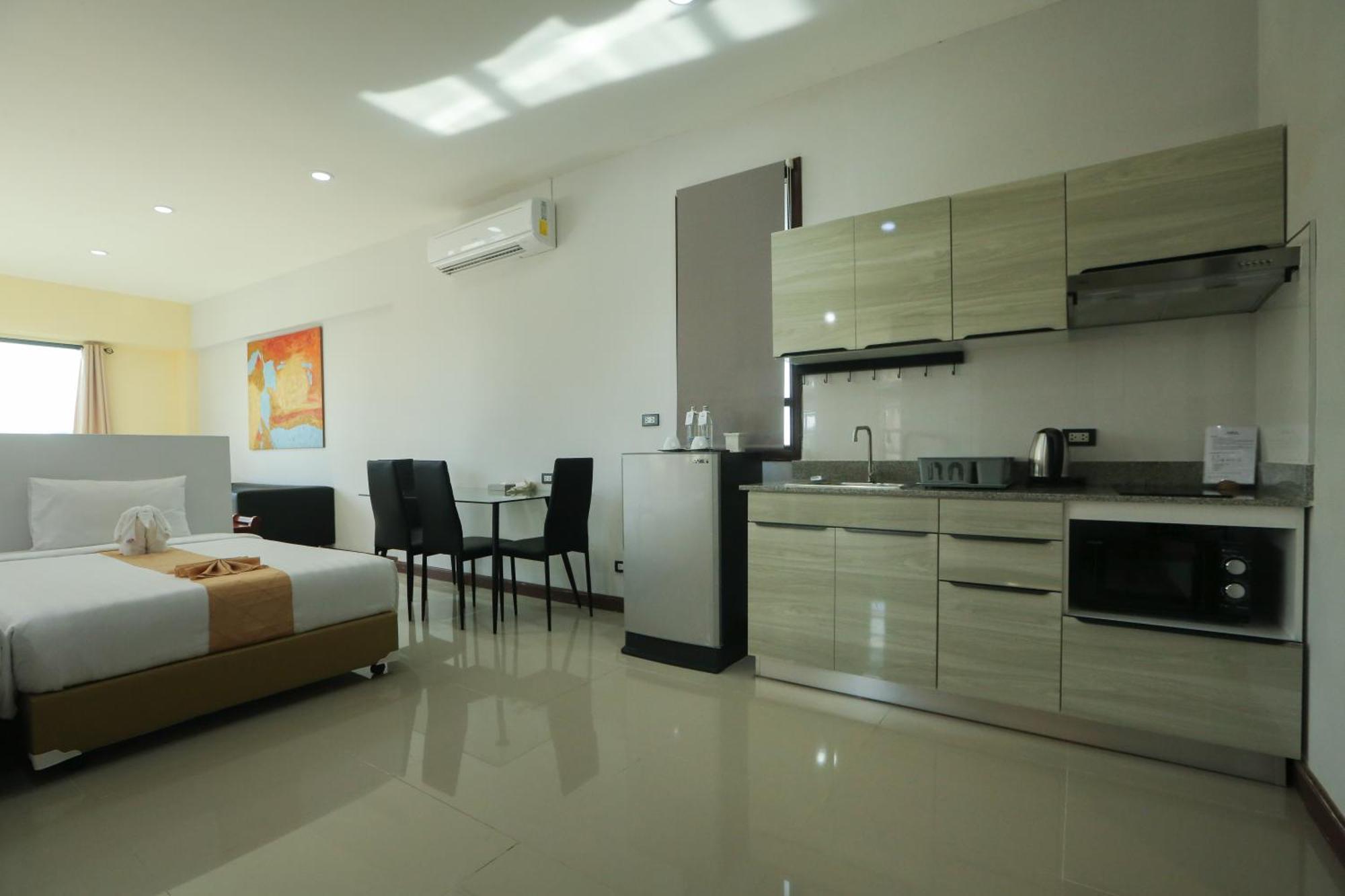 Blue Beach Apartment Rawai Exterior photo